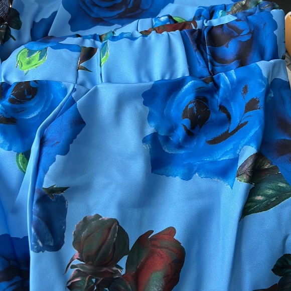 🪻 Floral Midi Skirt 🪻 - Picture 9 of 9